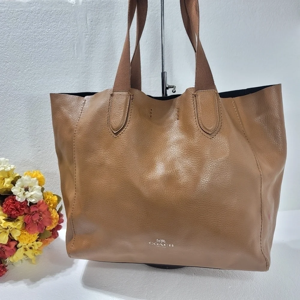 Coach women's signature classic large tote Derby brown leather F59818